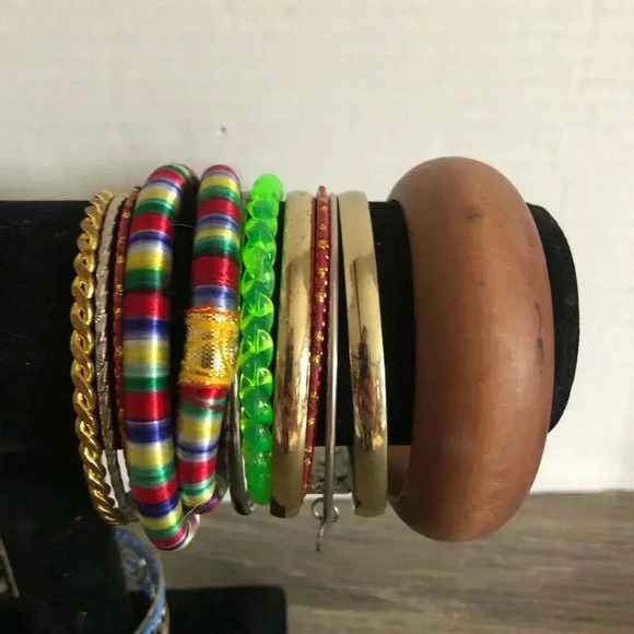 Vtg  Bracelet Bundle - Picture 5 of 11